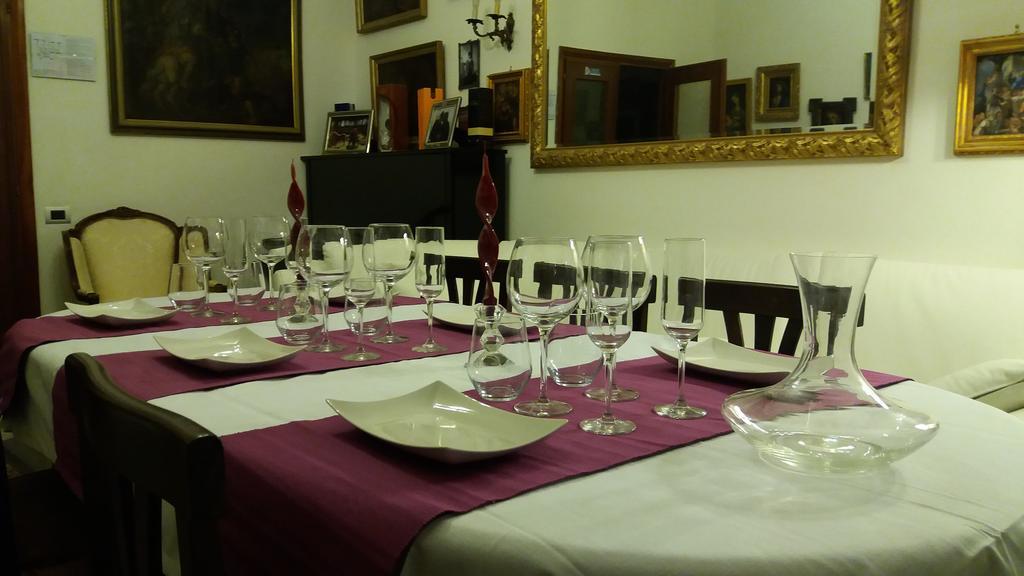 Guest House Il Marchese Del Grillo Рим Екстериор снимка