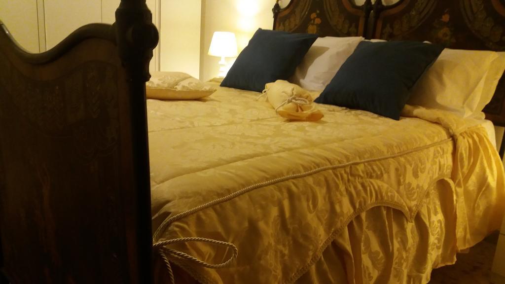 Guest House Il Marchese Del Grillo Рим Екстериор снимка